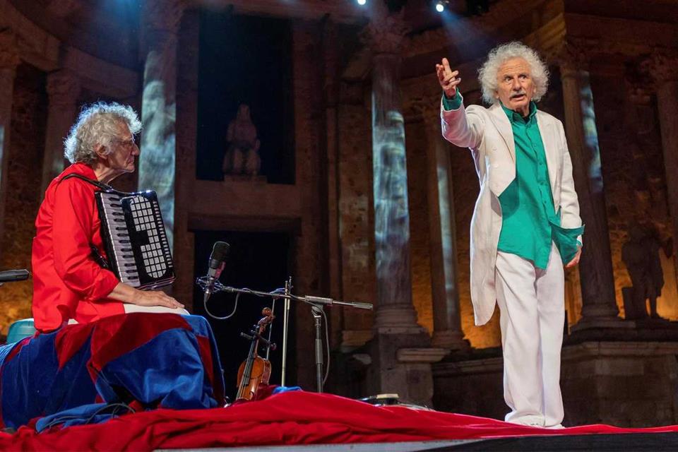LOS DIOSES Y DIOS · RAFAEL ÁLVAREZ EL BRUJO · Basauriko Jaiak!
